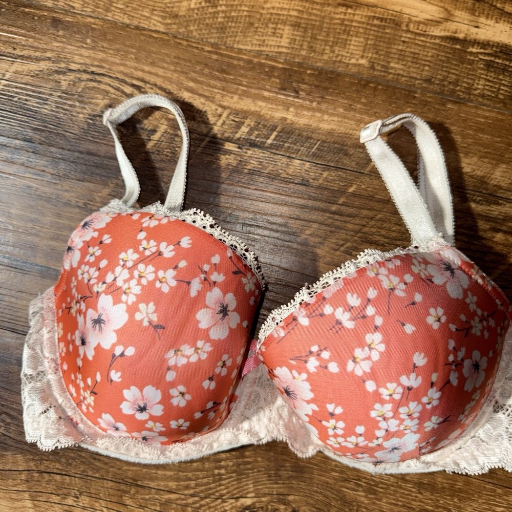 Victoria's Secret Floral Pink Lace Dream Angels Lined Demo Bra 32DD